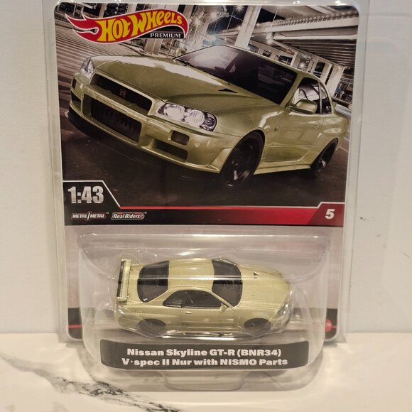 Hot Wheels Nissan Skyline Gtr (BNR34) V•spec With NISMO parts 1:43 Scale Car - Picture 5 of 5